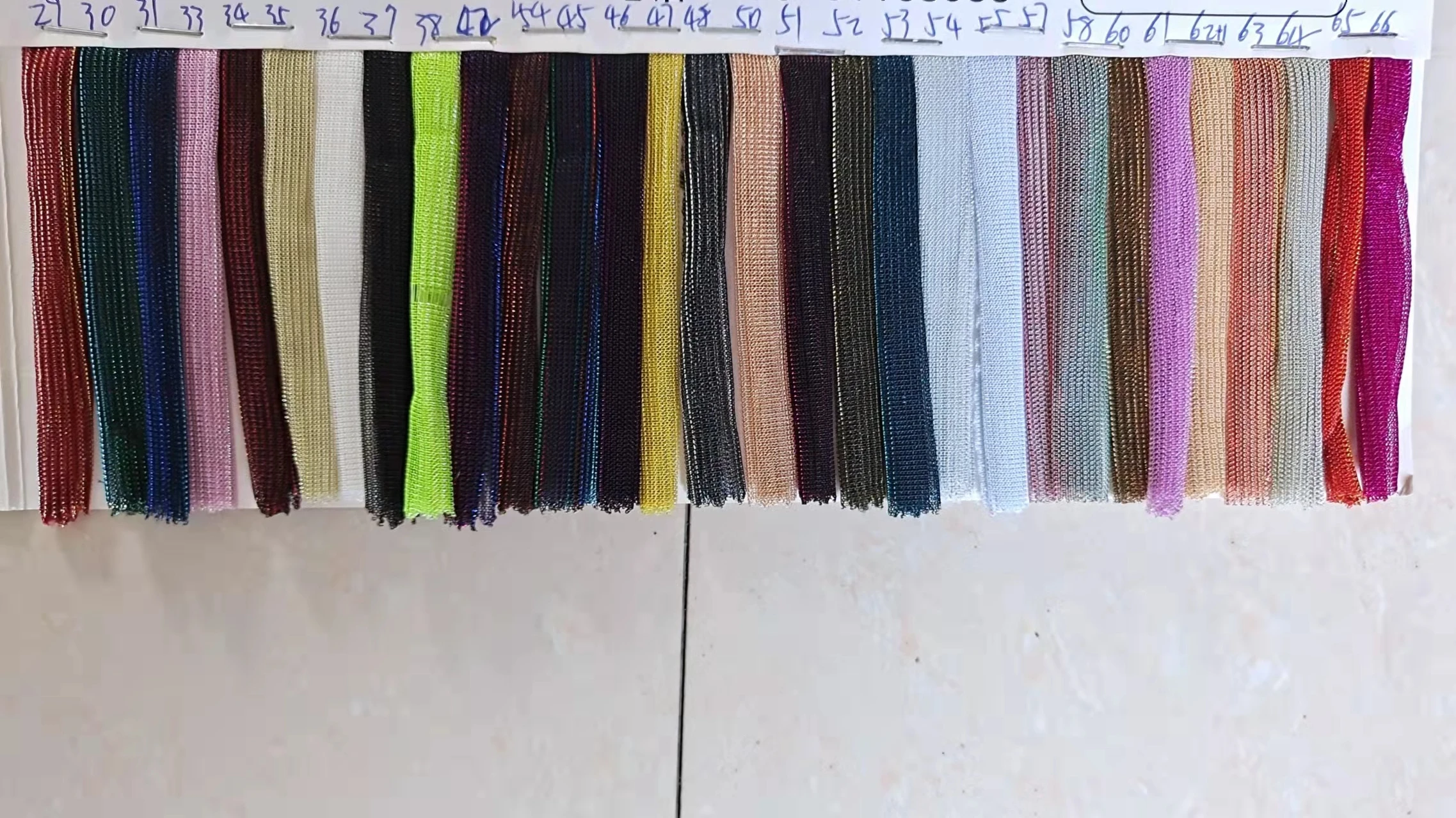 2022 New Style Colorful Wrinkle Metallic Stretch Fabric Very Light Weight Polyester Lurex Jersey Knitted Fabric for Dress