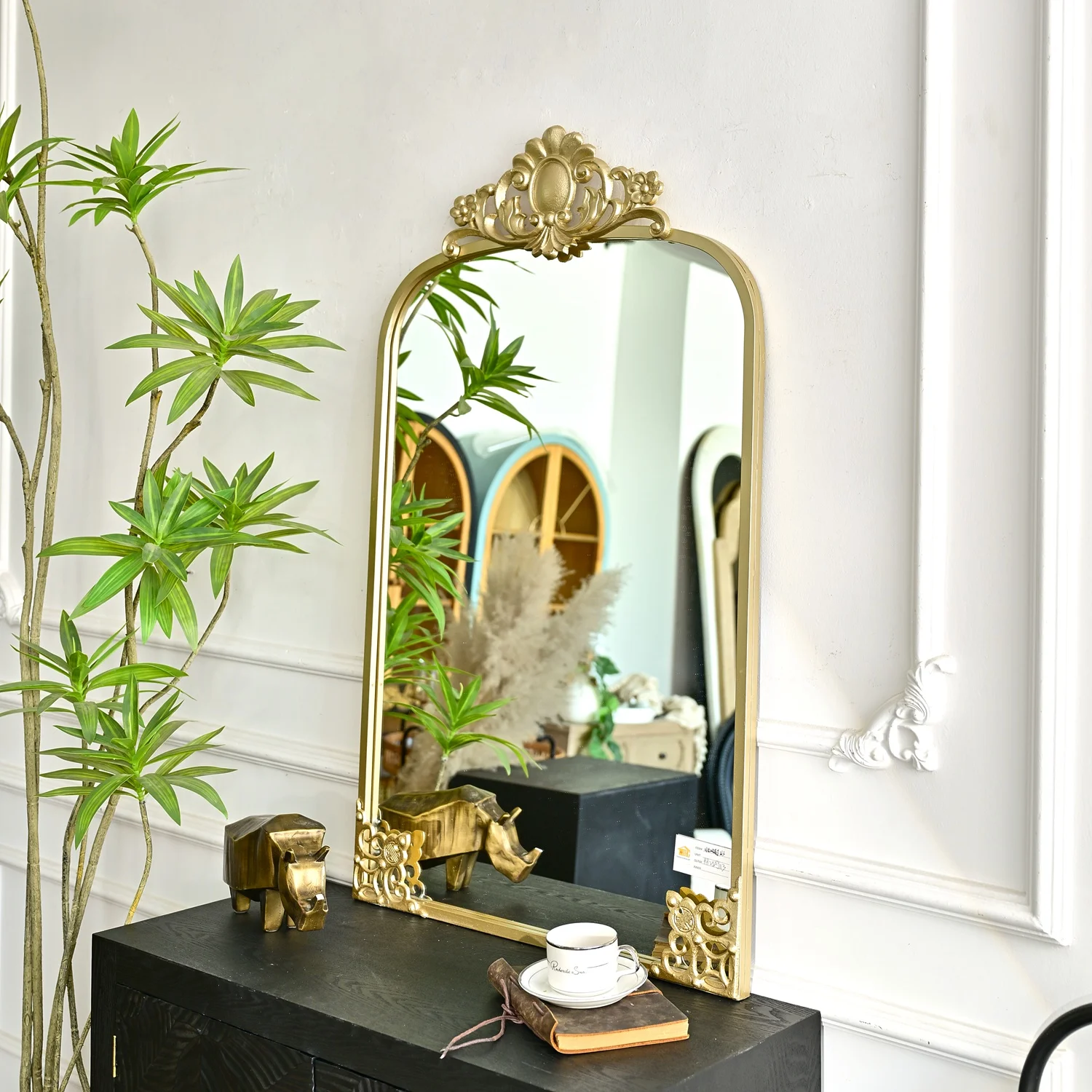 INNOVA Home Living Room Decor Accent Flower Design Gold Metal Wall Mounted Mirror