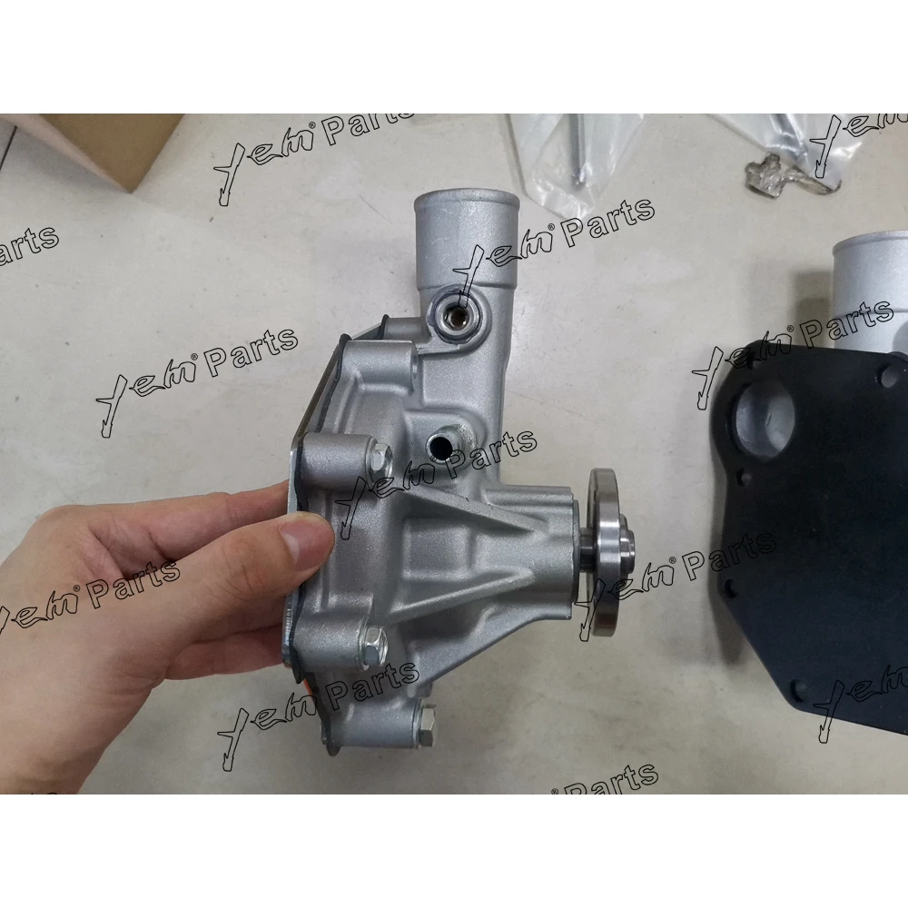 S4S Water Pump for Mitsubishi Machinery Engine Spare Parts 4