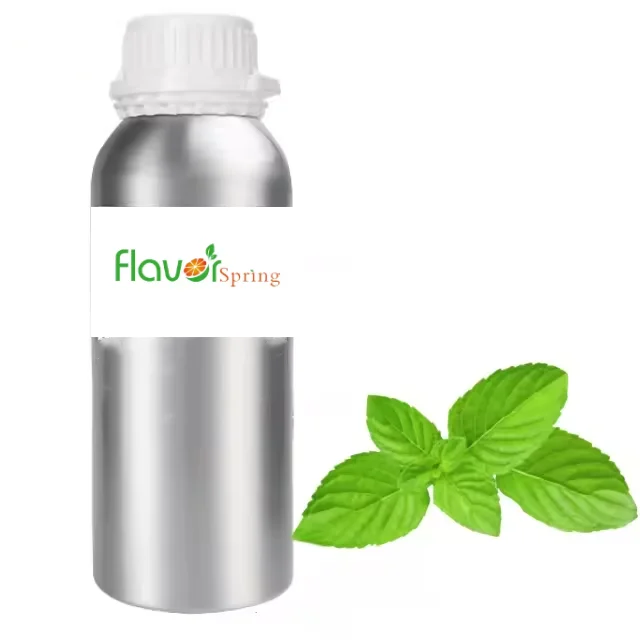 Pure Natural Aromatherapy Oil Peppermint oil for cosmetic and massage
