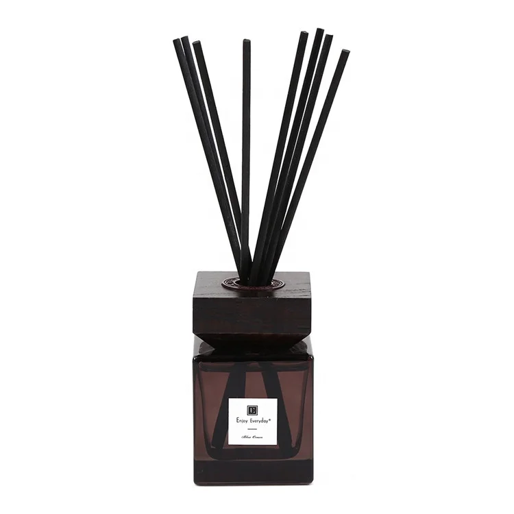 Promotion Popular Fragrance Diffuser With Wood Cap With Rattan  Reed Sticks Diffuser