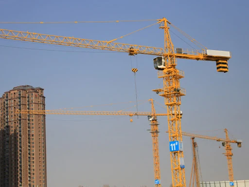 Zoomlion 6 Ton Small Hoist Wheel Track Tower Crane TC6012 with Low Fuel Consumption Cheap Price