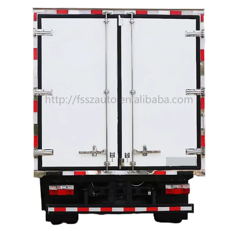 High Quality Dongfeng 4x2 Refrigerated Cold Room Van Freezing Truck 1.5Ton Refrigerated Truck Meat Transport Refrigerated Truck
