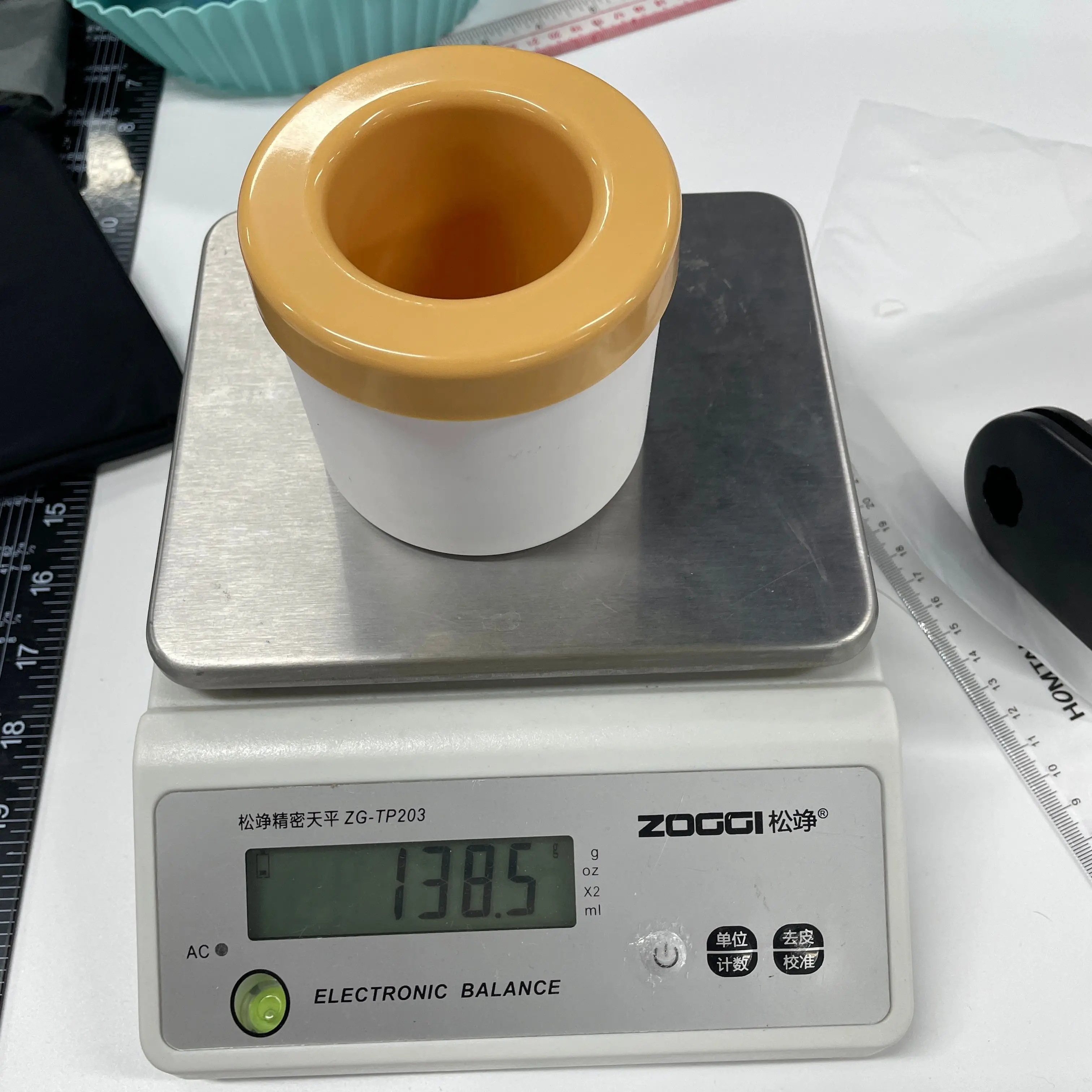 New 3d Press Type Ice Cubes Maker Silicone Ice Mold Round Cylinder Ice