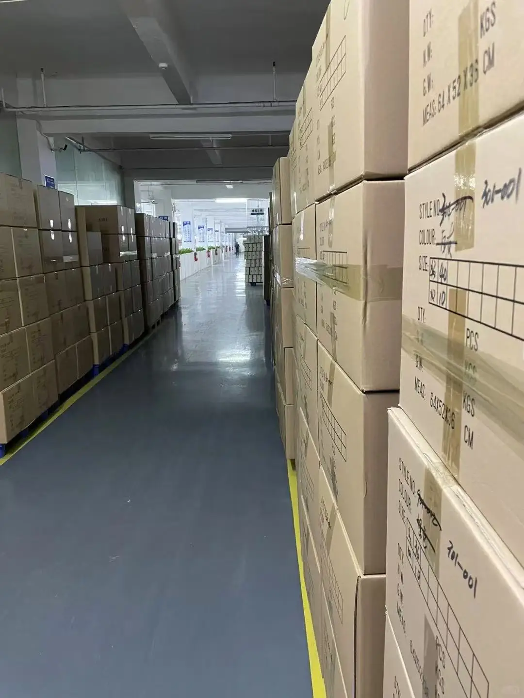 2025 New Factory Wholesale Retro Style Design Trendy Women