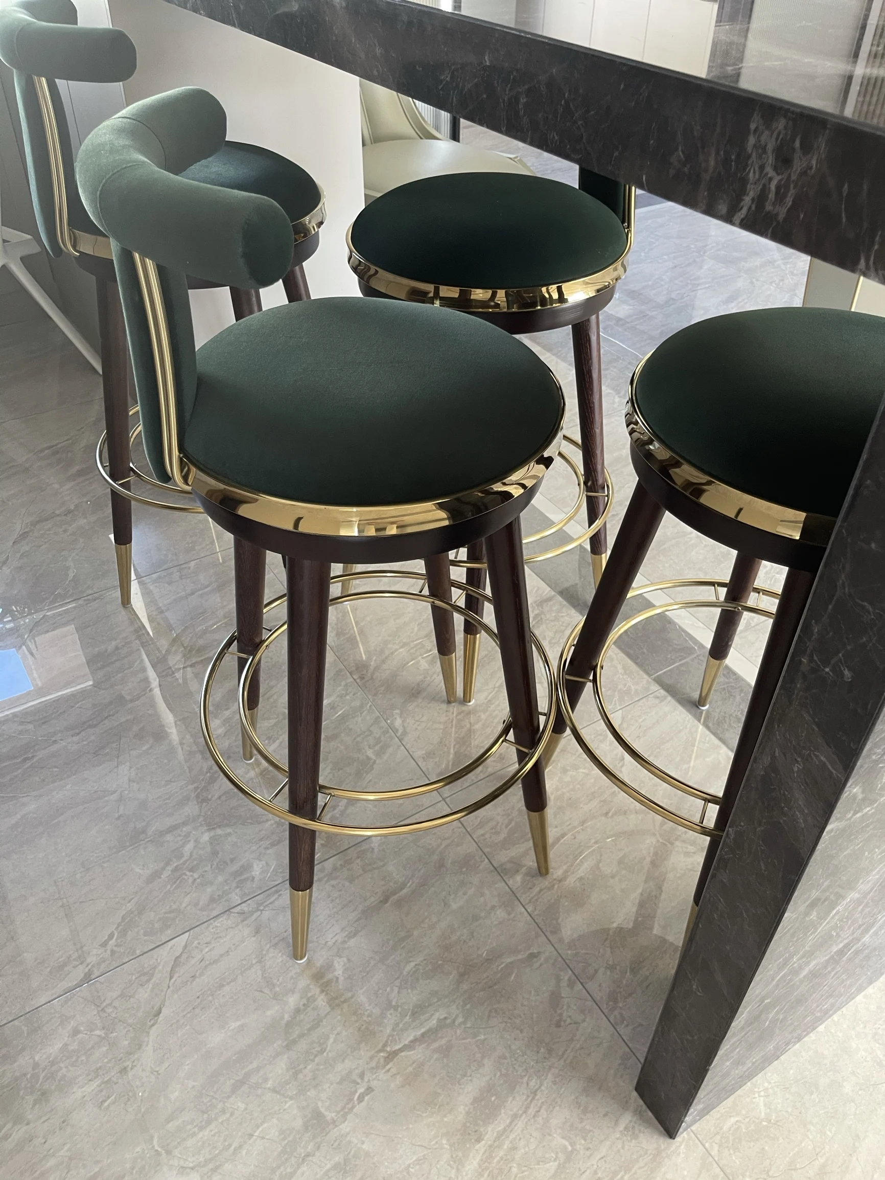 Italian Elegant Luxury Steel Home Kitchen Island Chair Golden Metal