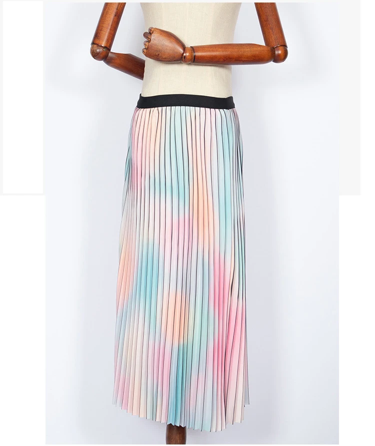 Factory Price Gradient Printed Pleated Chiffon Fabric for Dress