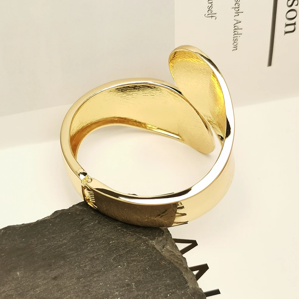 Cross Border European American Design 2 Head Arc Shape Irregular Cuff Bracelet Fashion Gold Pleated Open Bangle Bracelet Women