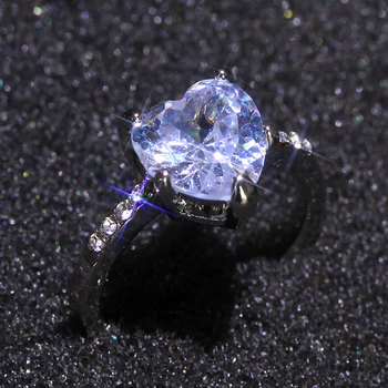 HPXmas Hot Sale Shining Crystal Heart Wedding Rings Love Heart Diamond Engagement Rings For Women Girls