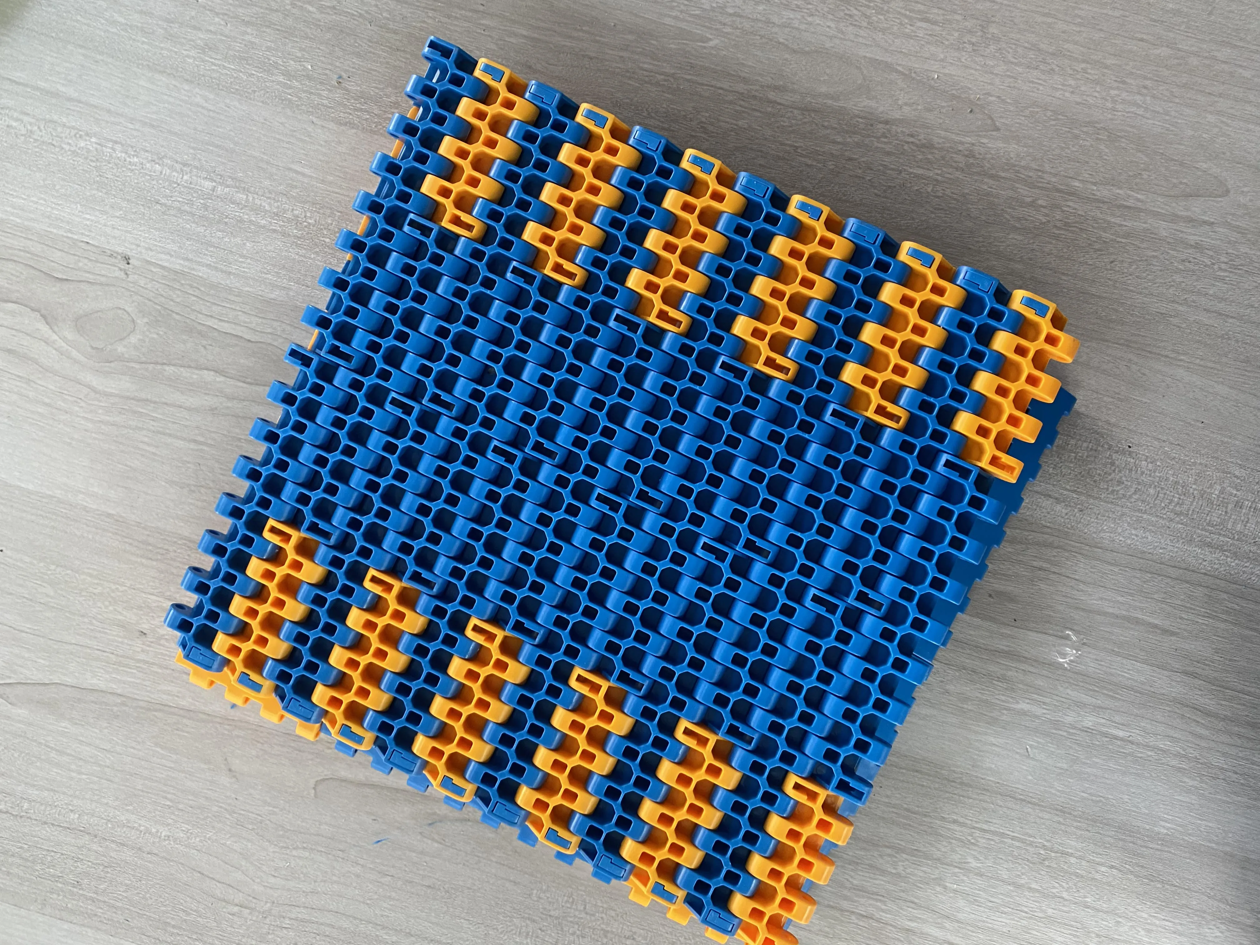 2520 Flat Top Plastic Modular Conveyor Belt for Carton Industry