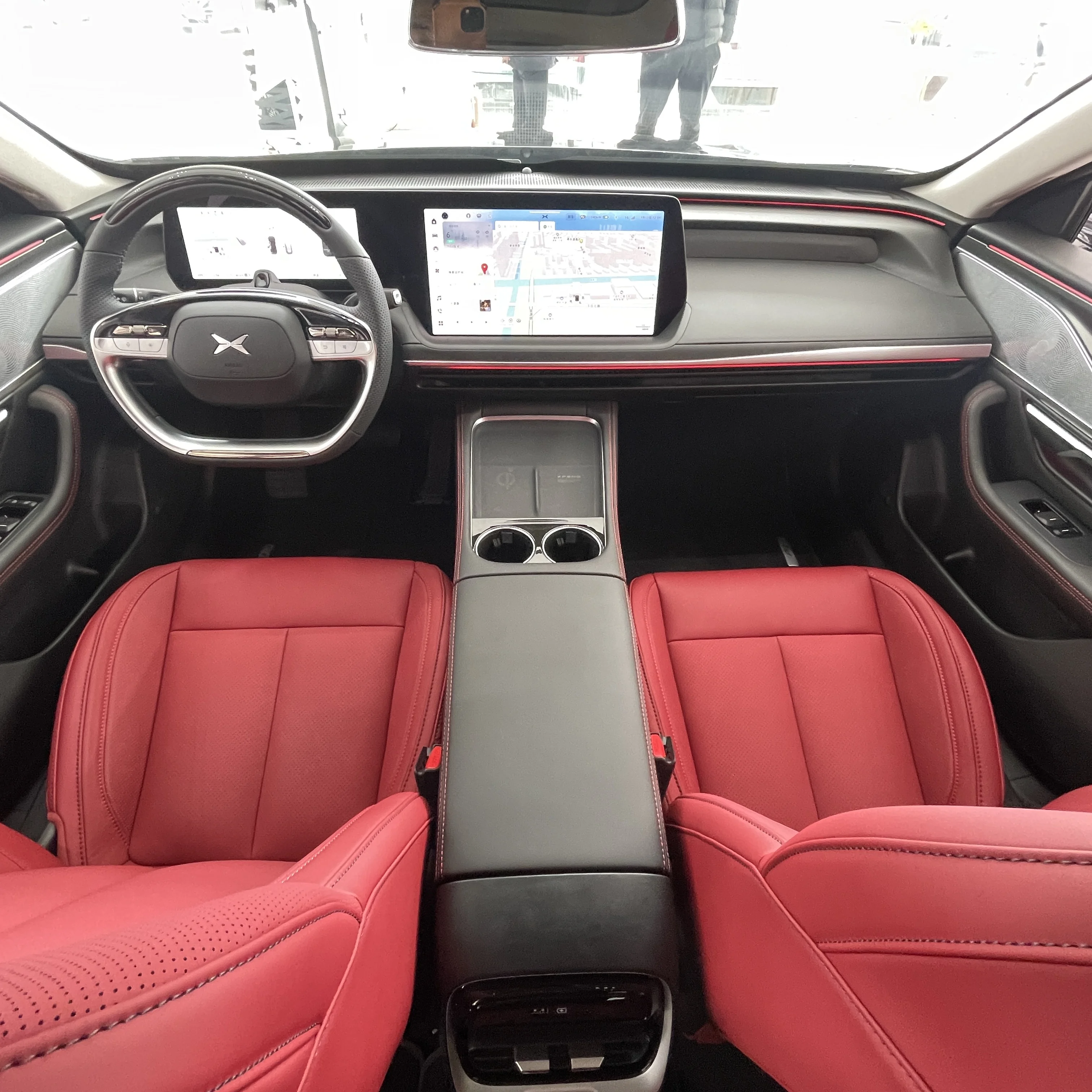 XPENG P7 P7i 550 Pro Max 550km 702km EV New Energy Vehicle Pure Electric Car Xpeng p7