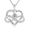 Collana in oro bianco con diamanti bianchi