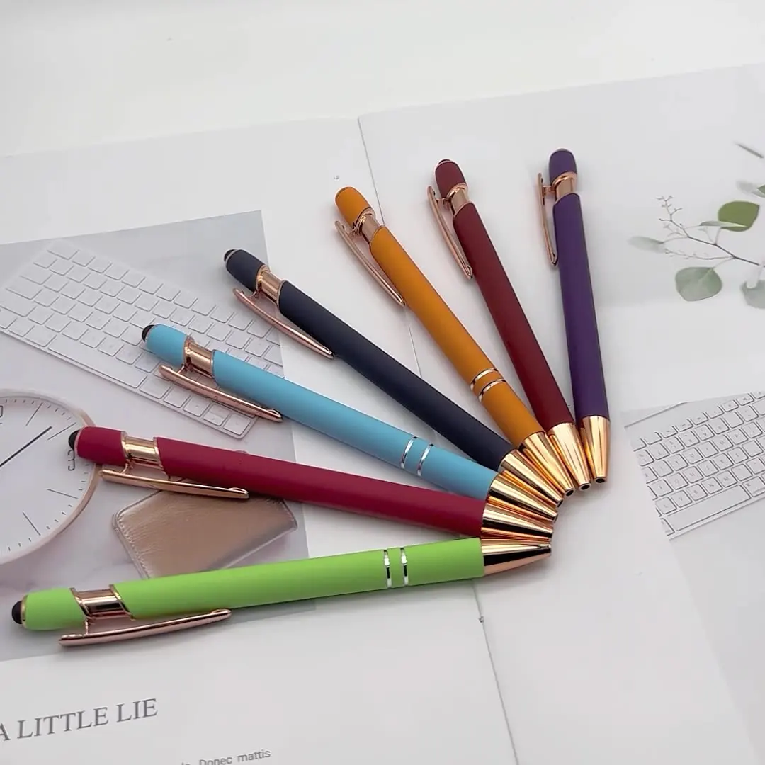 Рекламная металлическая прорезиненная шариковая ручка