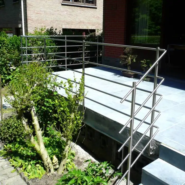 Stainless Steel Rod Bar Terrace Railings Outdoor Simple Design Rod/Wand Deck Railing manufacture