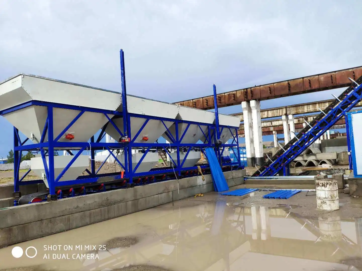 Accumulation Weighing Batcher Aggregate Storage Hopper Batching Machine Bins PLD Sand Stone Hopper for Sale