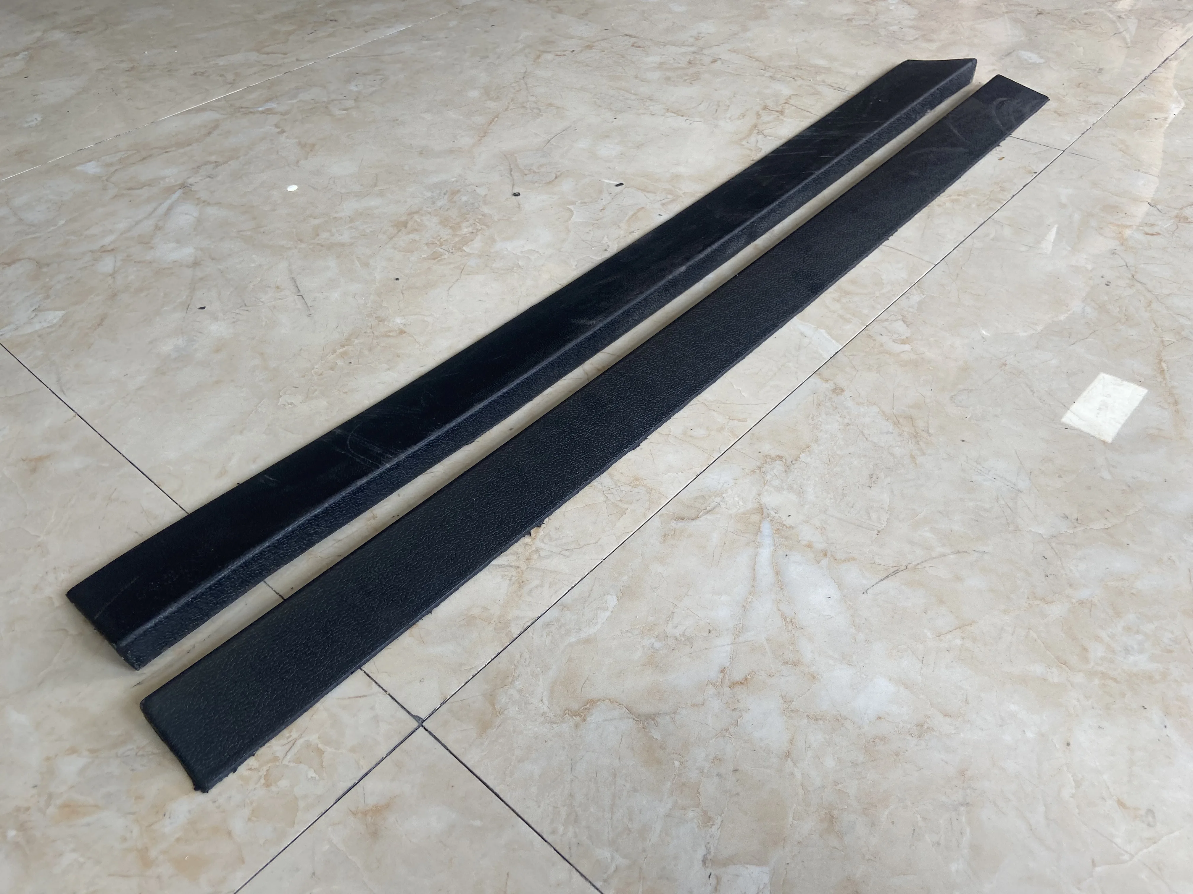 High Quality Motorcycle Car Ramps Rubber Kerb Ramp factory