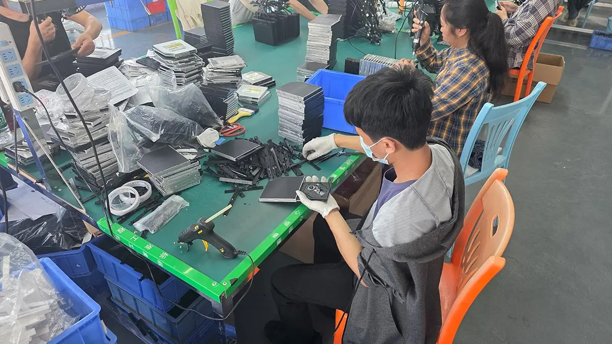 Qingyuan Xinda Digital Technology Co., Ltd. 2