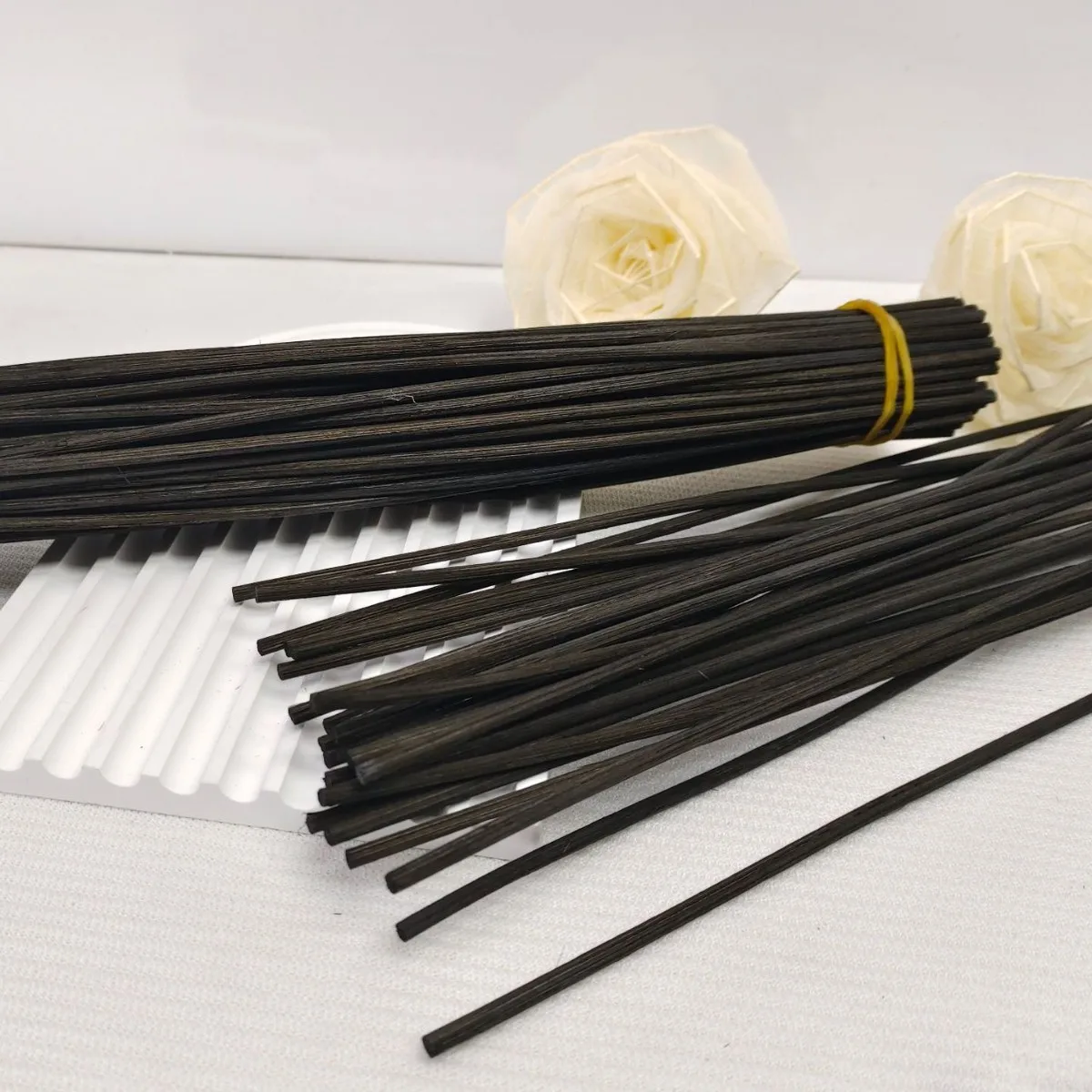 100% Natural Plant Oil Diffuser Sticks Black Natural Color Fragrance Refill Fibre Reed Thick Diffuser Sticks