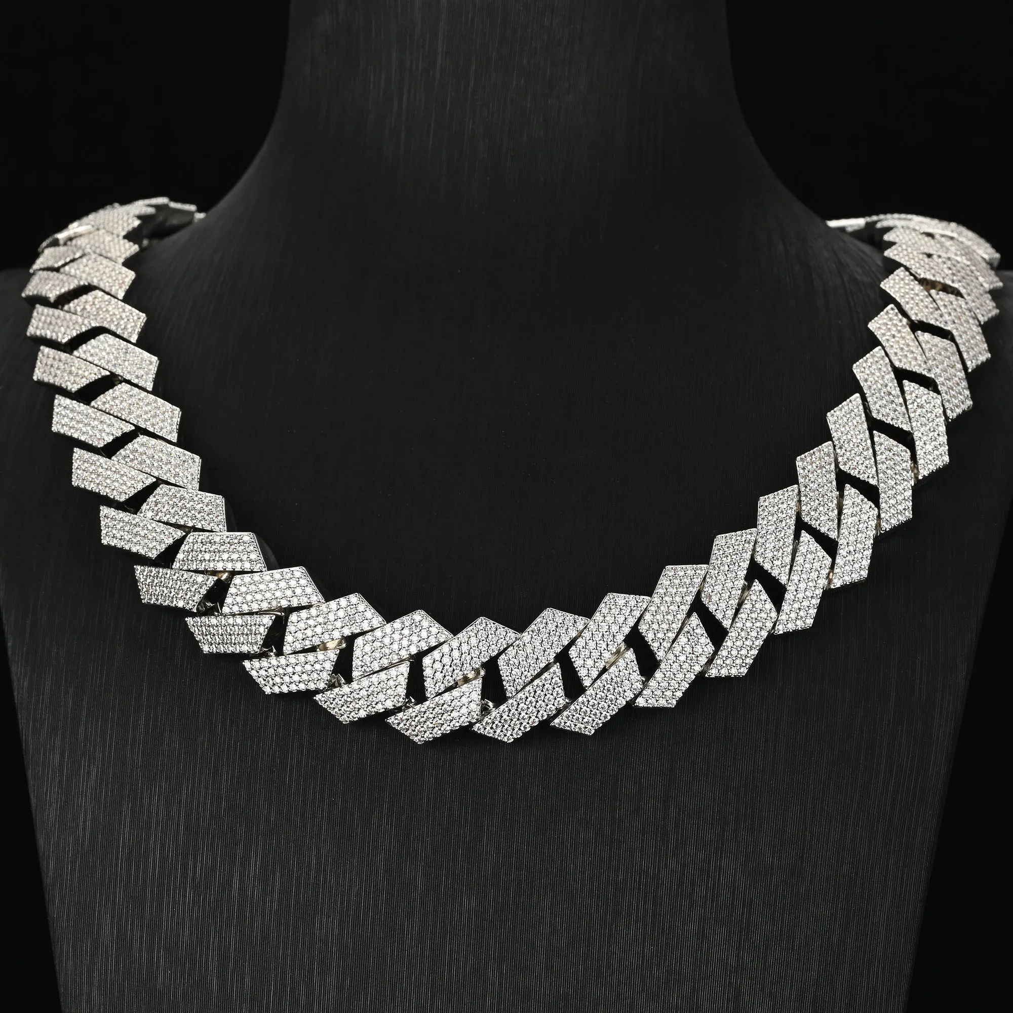 CSJY Jewelry Hiphop Chain Necklace Full Ice Out Cuban Link