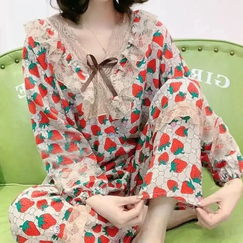 Autumn Winter Pajamas Women Golden Velvet Set Loose Loungewear Fashionable Sexy Lace Collared Large Korean Homewear Custom Logo