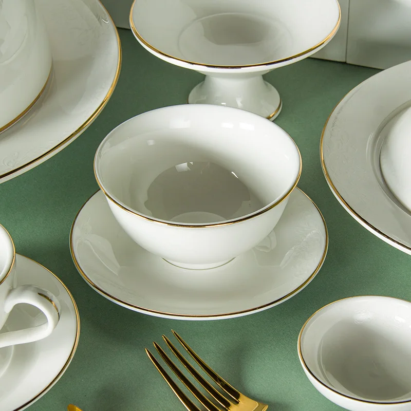 Vajilla blanca moderna de estilo occidental, platos de porcelana para  servir, cuencos, tazas, ollas, juego de vajilla de cerámica con borde  dorado de