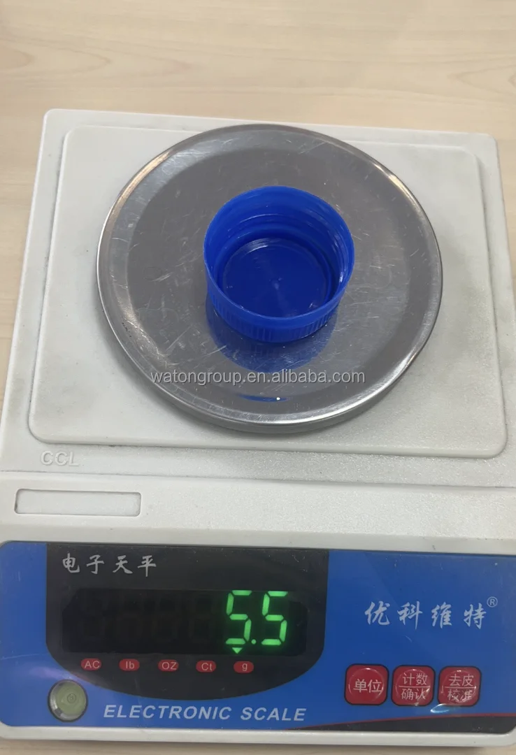 manufacturer cheap price 48mm blue plastic bottle water cap and handel  for juice oil bottle supplier