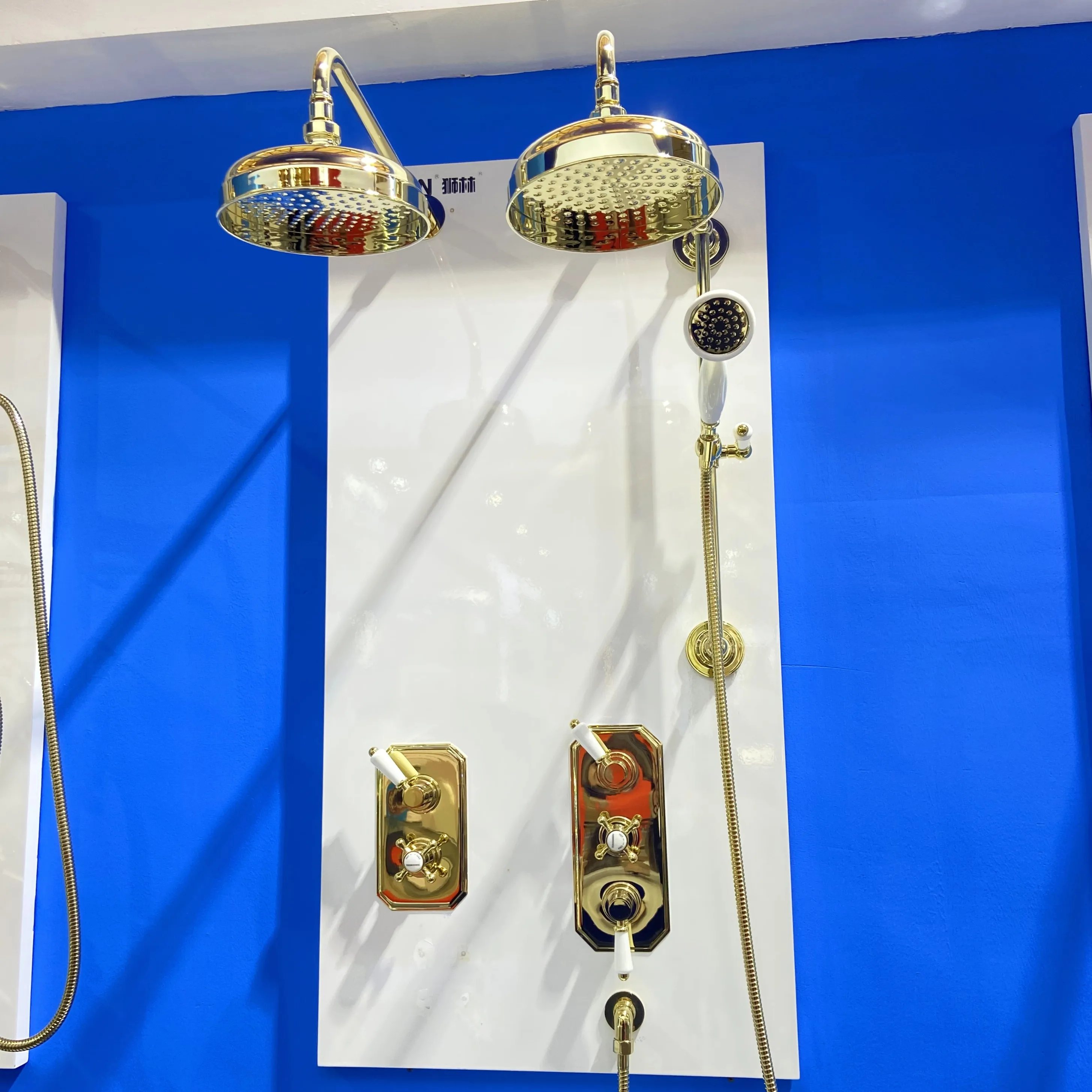 Traditional Brass Dual Function Concealed Thermostatic Shower System details