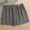 Gris foncé