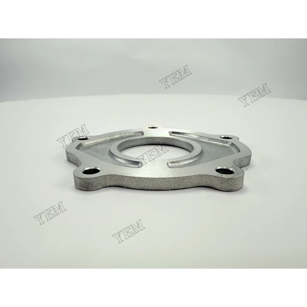 For Kubota D1105 Oil Pump Cover 16241-35130 Replacement Engine Parts 3