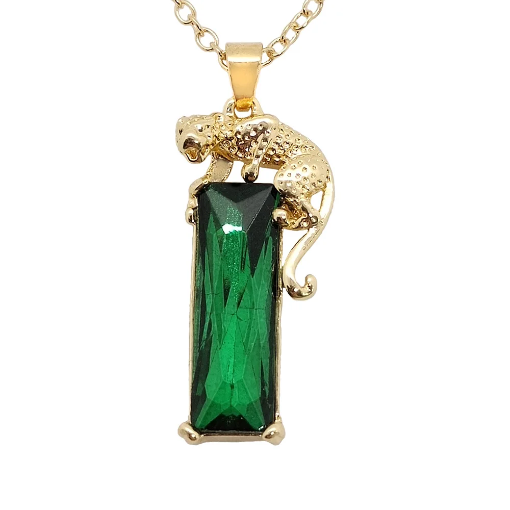 emerald stone pendant for men