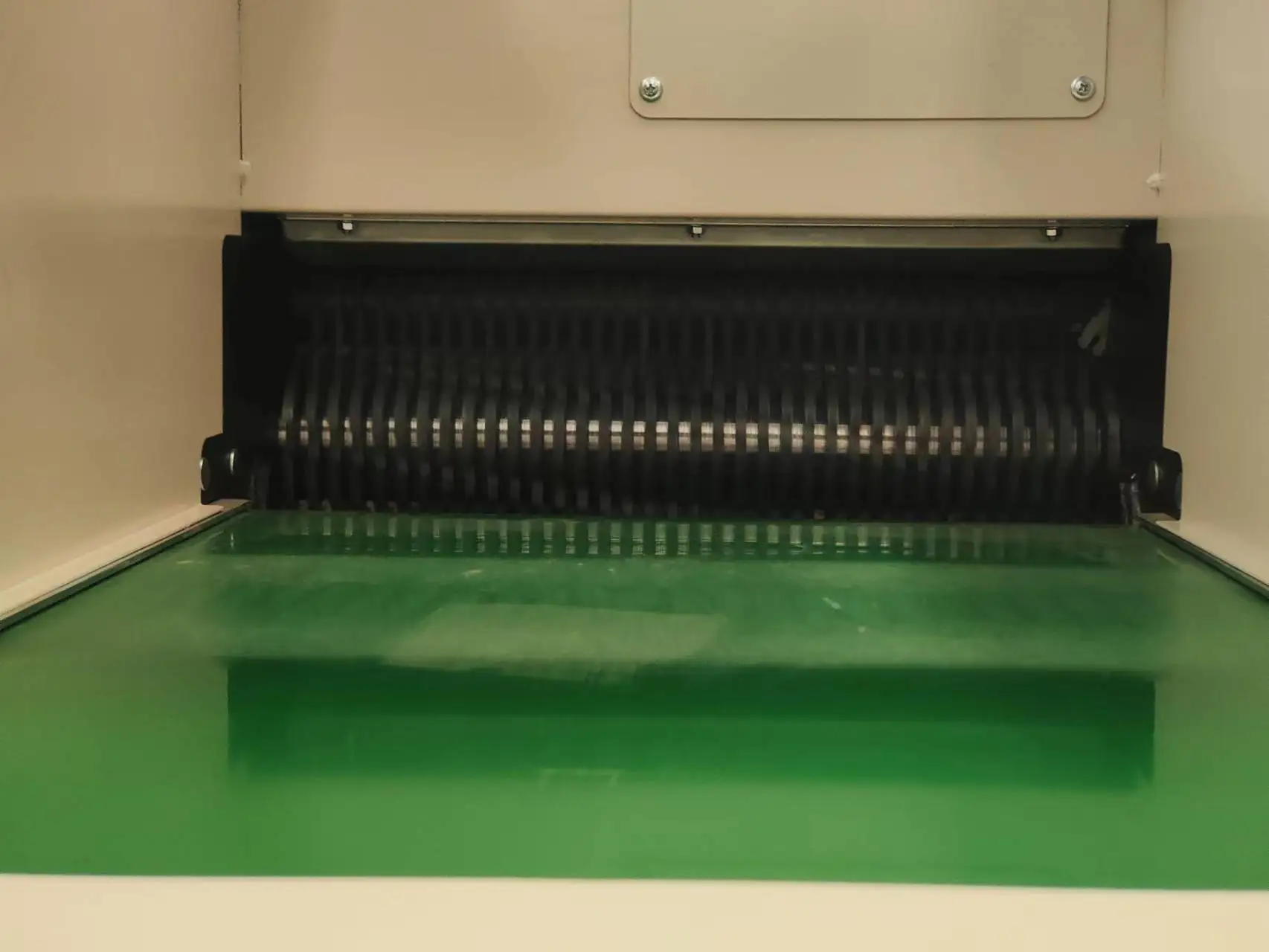 Двухвальный многофункциональный измельчитель бумаги для CD-дисков кредитных