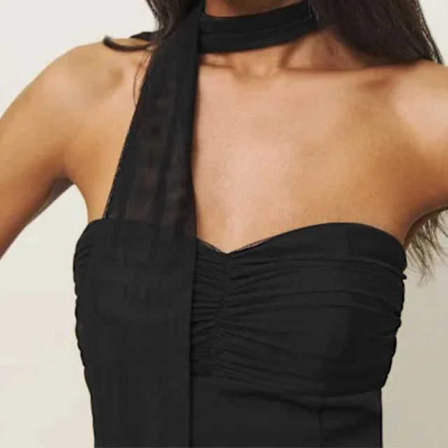 High Quality Women's Premium Black Halter Neck Top, Stylish Design for Casual Outings &Gatherings, Made From High Quality Fabric
