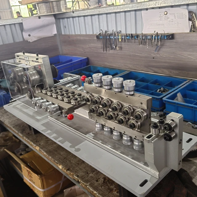 Electric wire line power cable manufacturers rebar wire straightening machine