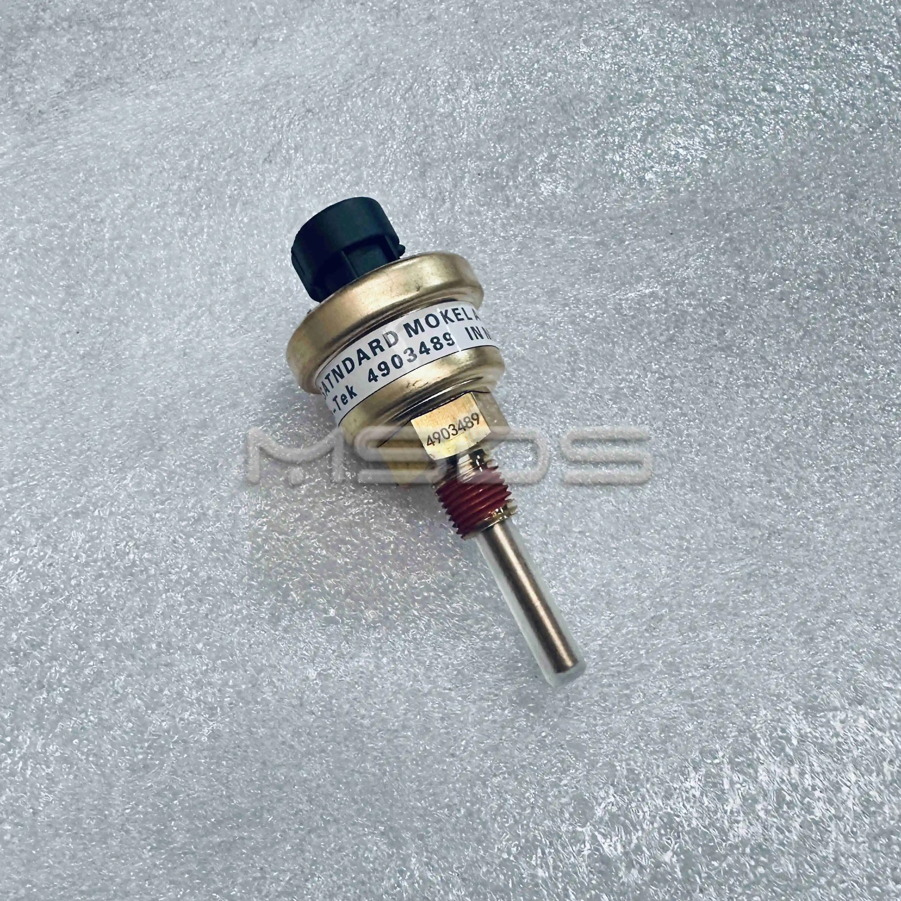 Cummins ISM ISX Engine Coolant Level Switch Sensor 3612521