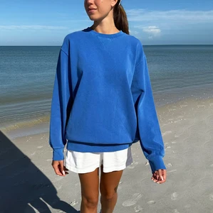 OEM Custom Logo Pullover Crew Neck Blue Solid Color Sweatshirt for Women Ribbed Cuffs Hemline High Quality Washed Winter