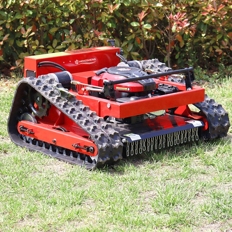 CE/EU/EPA Remote-controlled Tracked Lawn Mower Cutting Width 800mm Longxin Engine One-key Start 4.2 Acres Per Hour Robotic Mower
