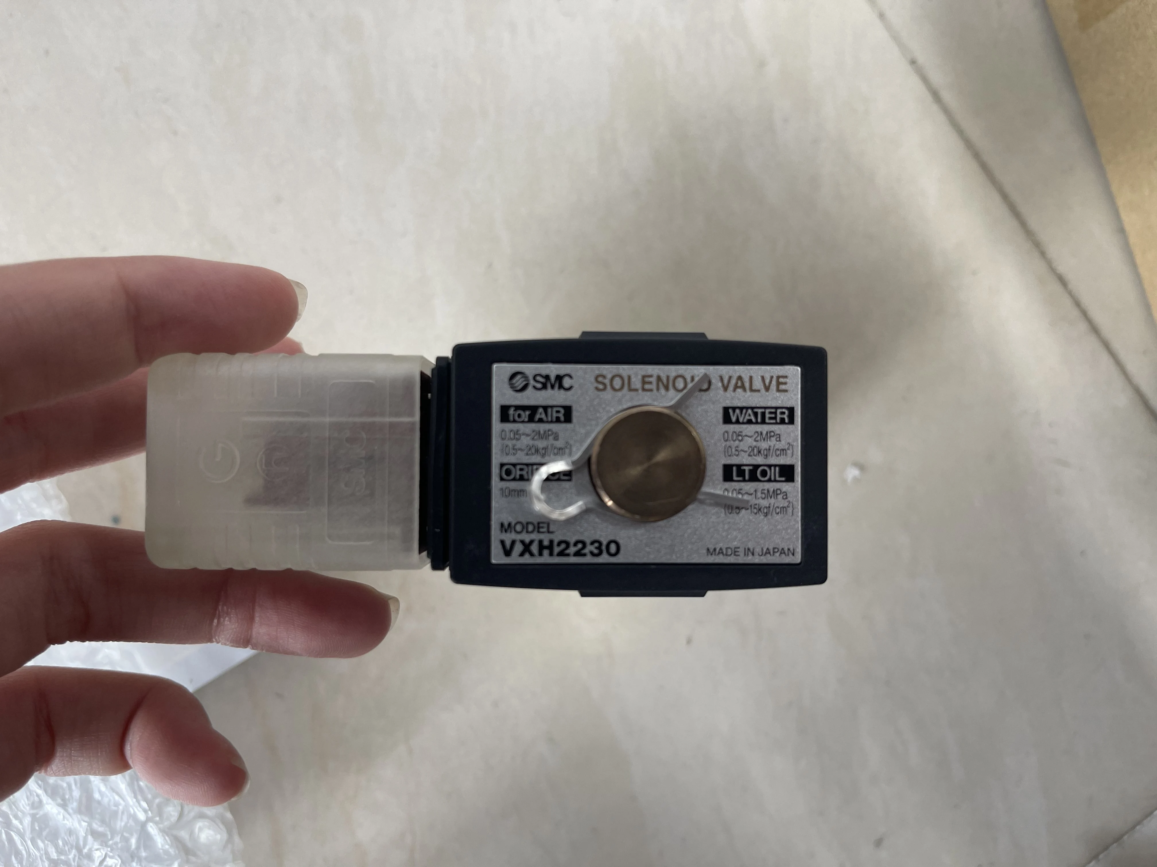 SMC Solenoid Valve VXH2230 SMC Solenoid Valve VXH2230