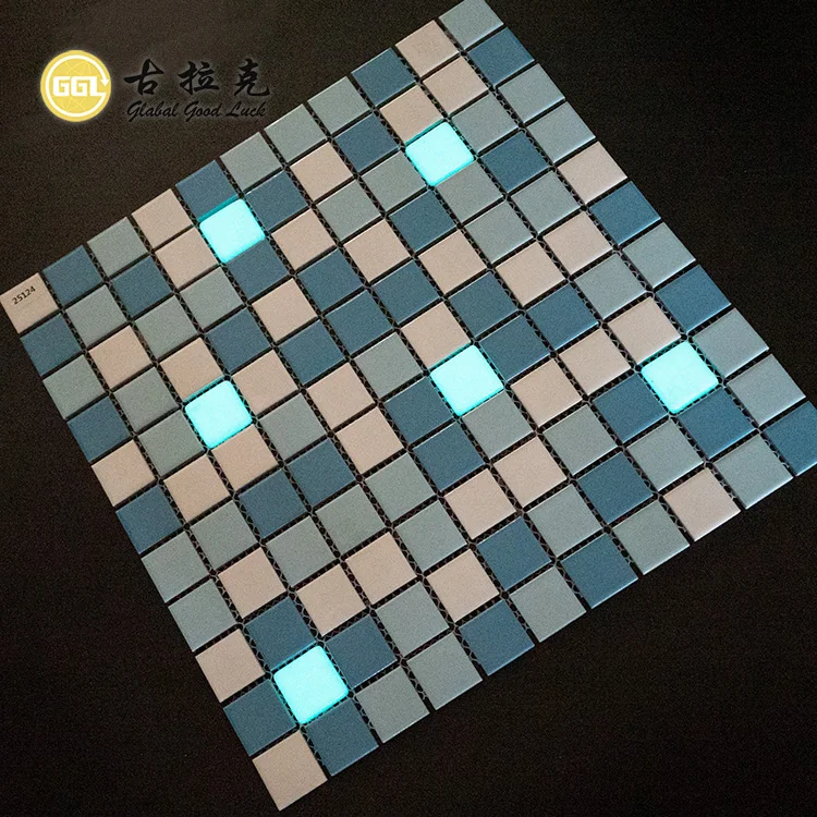 Hot Sale Blue and White Ceramic Mosaic Tile with Luminous Glass Shiny Mosaic Tile Pool Bathroom Spa Decorative