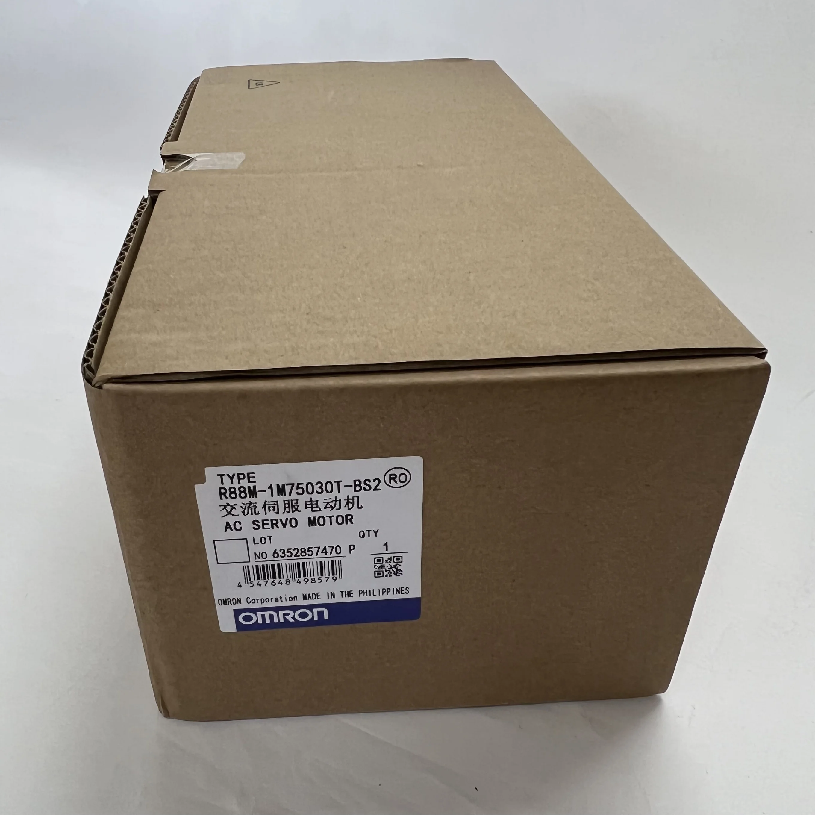Omron AC Servo Motor R88M-1M75030T-BS2 Omron AC Servo Motor R88M-1M75030T-BS2