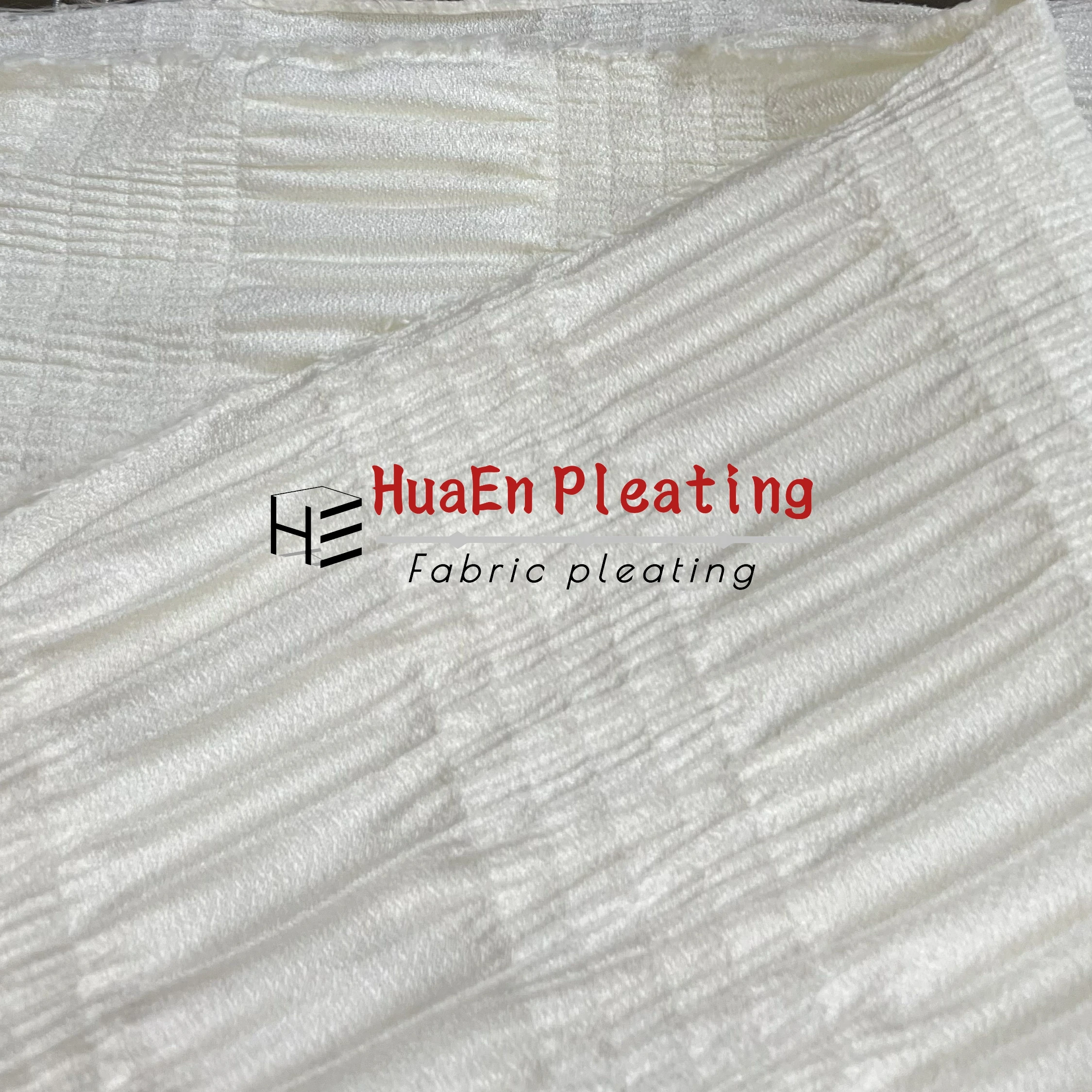 China Manufacturer HuaEn Fabric Textile Skirt Dress Shirt Scarf Shawl Curtain Ruffle Making Machine Pleating