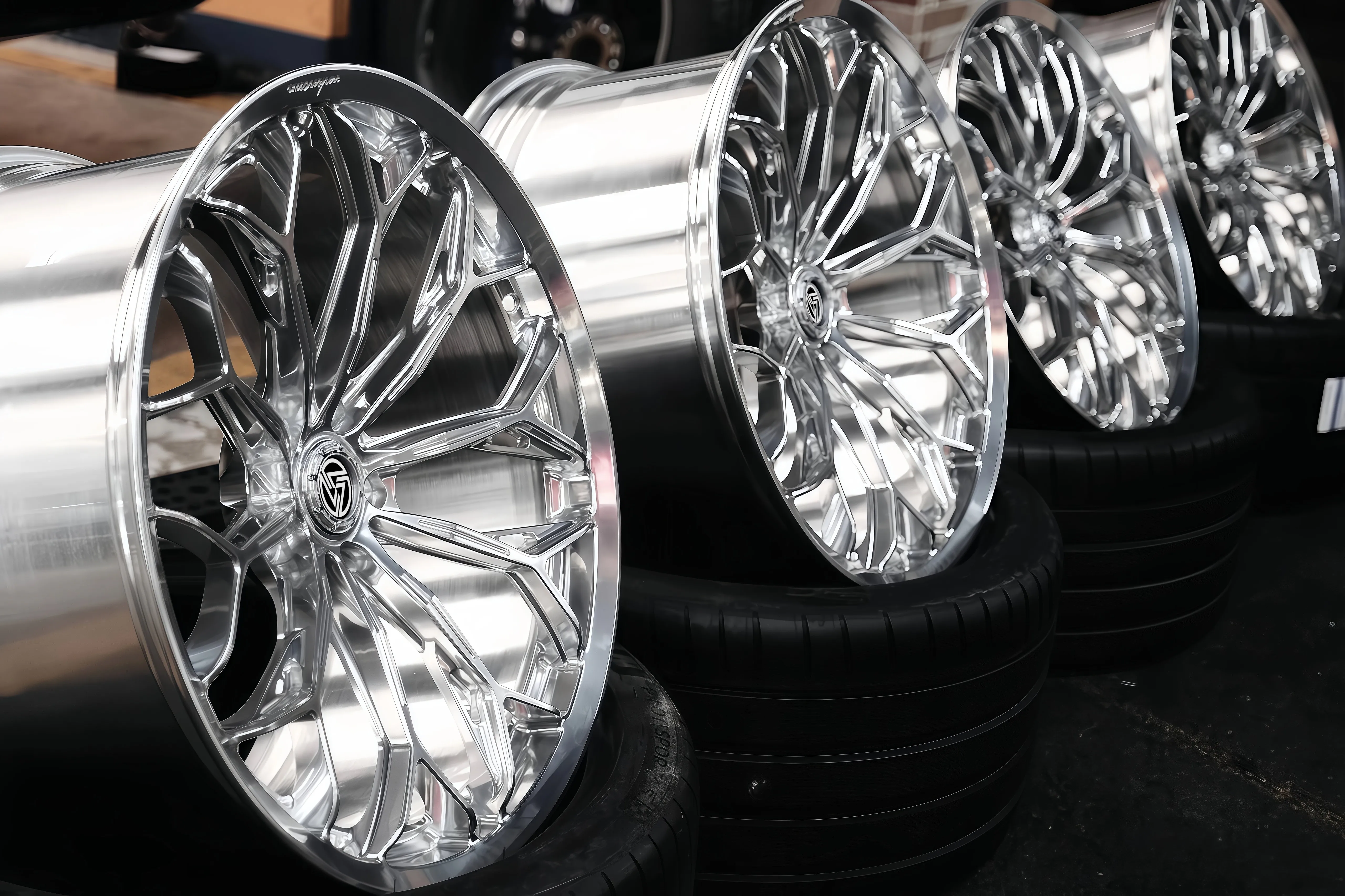 XINLAI Customized High-Quality Deep Dish Brushed Polished Chrome 1-piece Forged Aluminum Alloy Car Wheel for Mercedes Benz S63 - Image 5