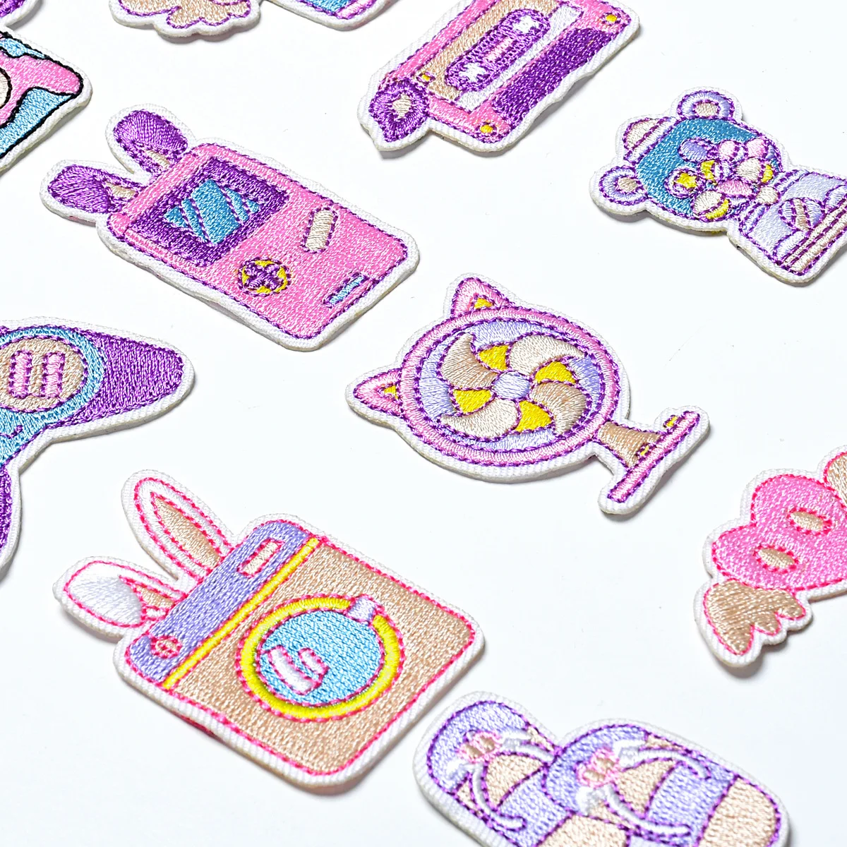 High Quality Cheap Wholesale Various Shapes Embroidered Patches Custom Embroidery Sticker Cartoon Embroidery Patch for Kids