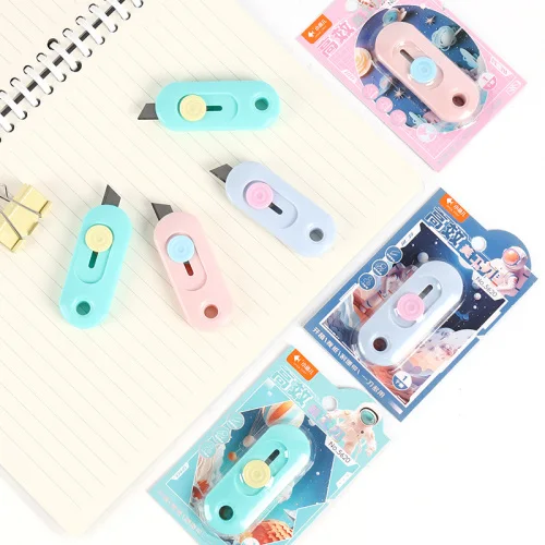 Customized Kawaii Cute Keychain Safe Colorful Cutter Utility Knife