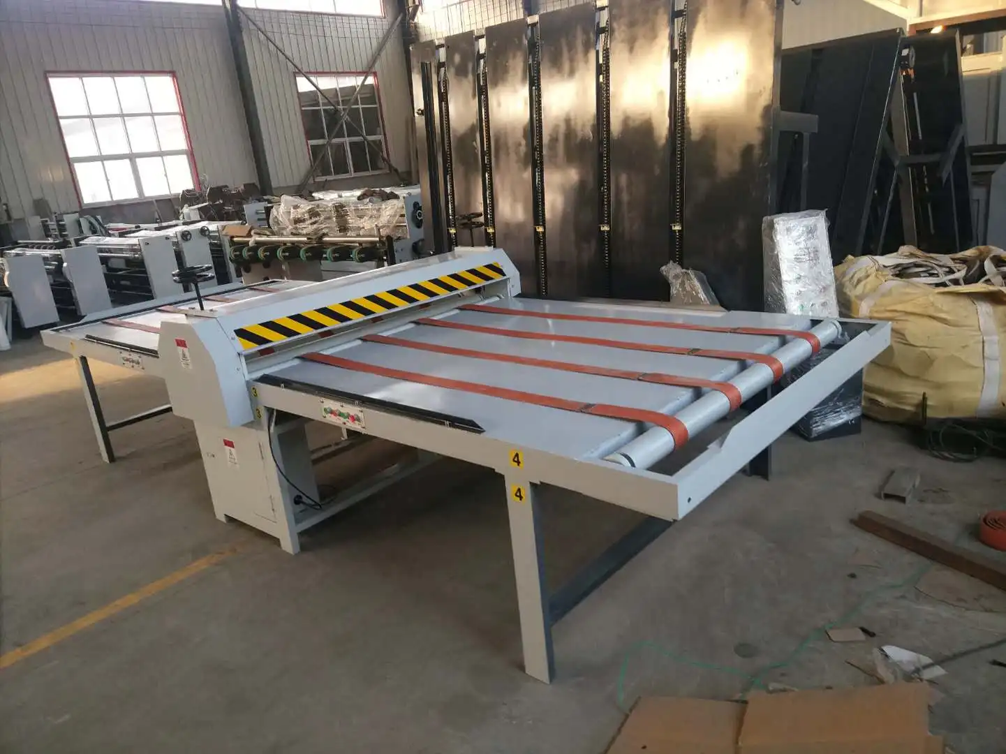 Cheaper Price Carton Box Die Cutting Machine Platform Cardboard Die Cutter