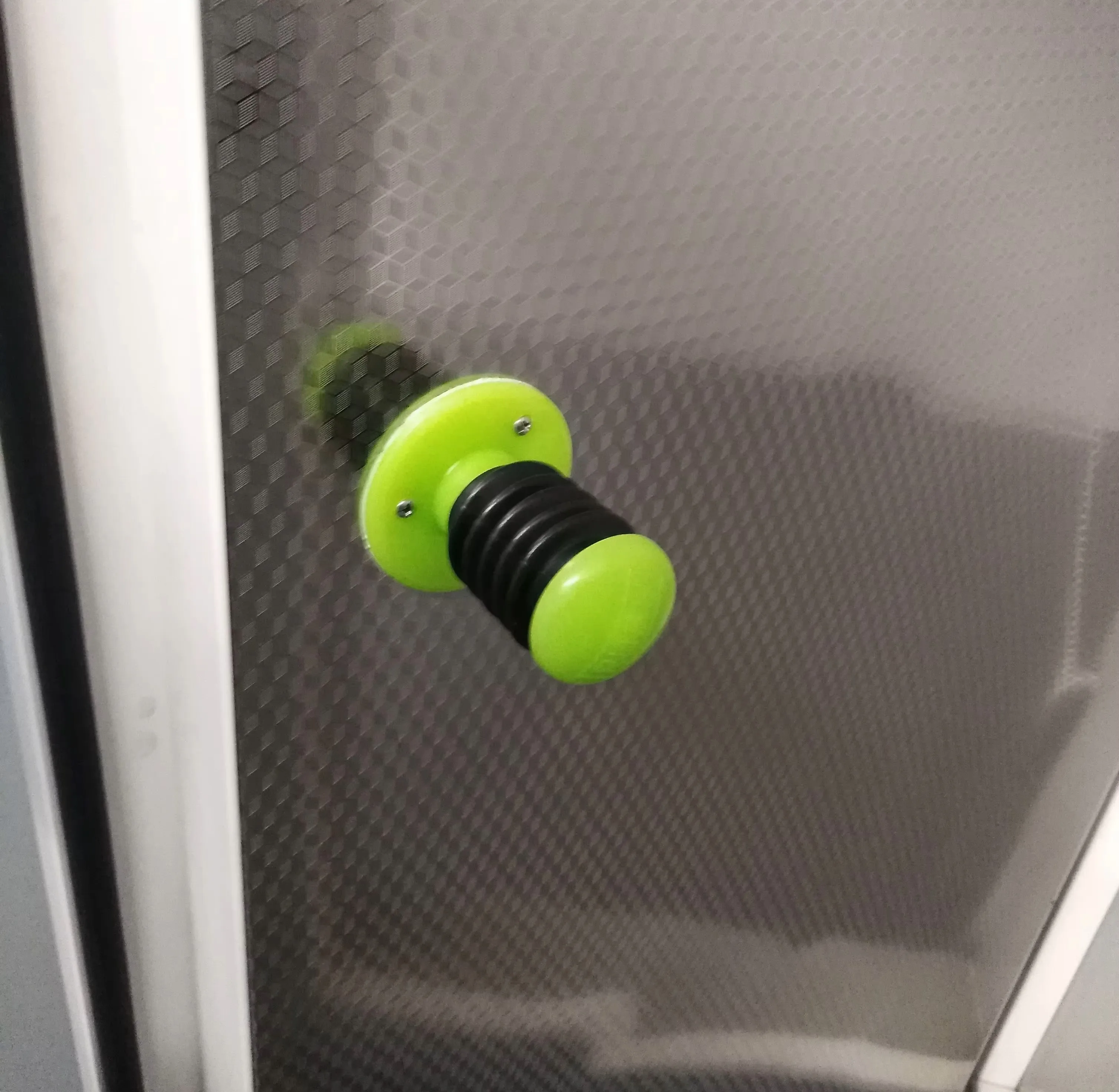 Insulated sliding cold room doors for cold storage and refrigeration systems