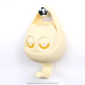 Cute and Creative Cat-Themed Lover's Hooks with Blinking Eyes Strong Adhesive Sticky Hanger Novelty for Bathroom Installation