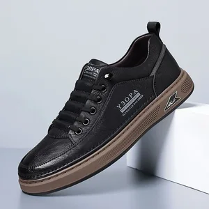 Men's New Versatile and Trendy White Shoes, Anti slip Soft Soled Sports and Leisure Shoes, Thick Shoes