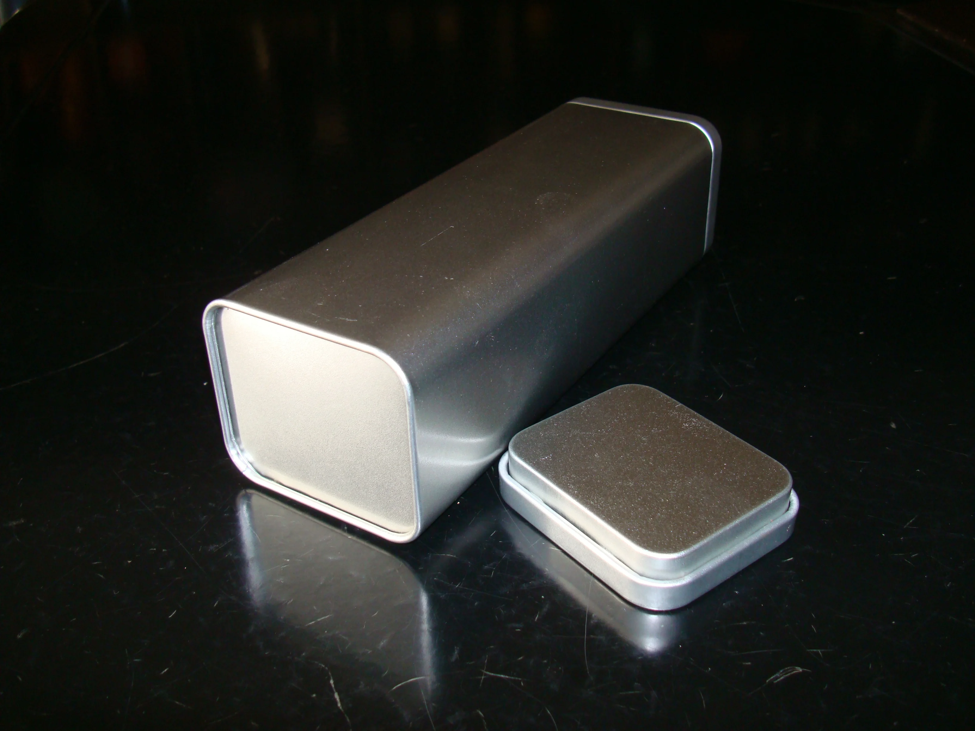 Plain or Custom Brand Tea Packaging Tin Box Metal Tin Boxes for Tea Storage Metal Tinplate Tea Caddy Airtight Plug Lid