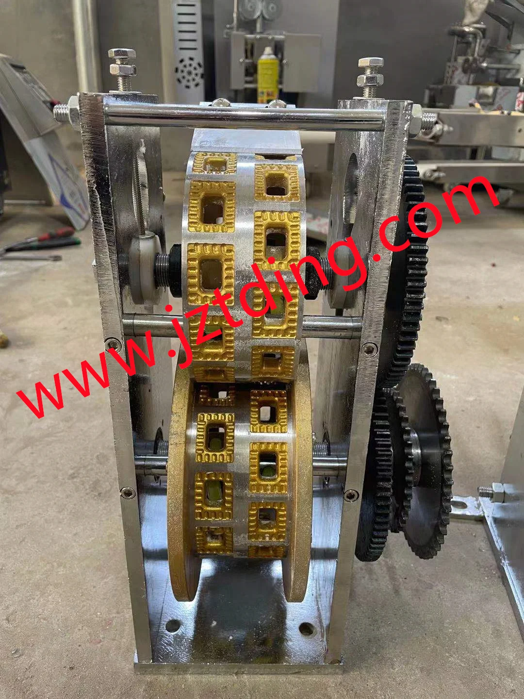 Sri Lanka	samsa	jamaican Patties Making Machine	dumpling Forming Empanada Maker Electric	meat Pie Making Machine Automatic