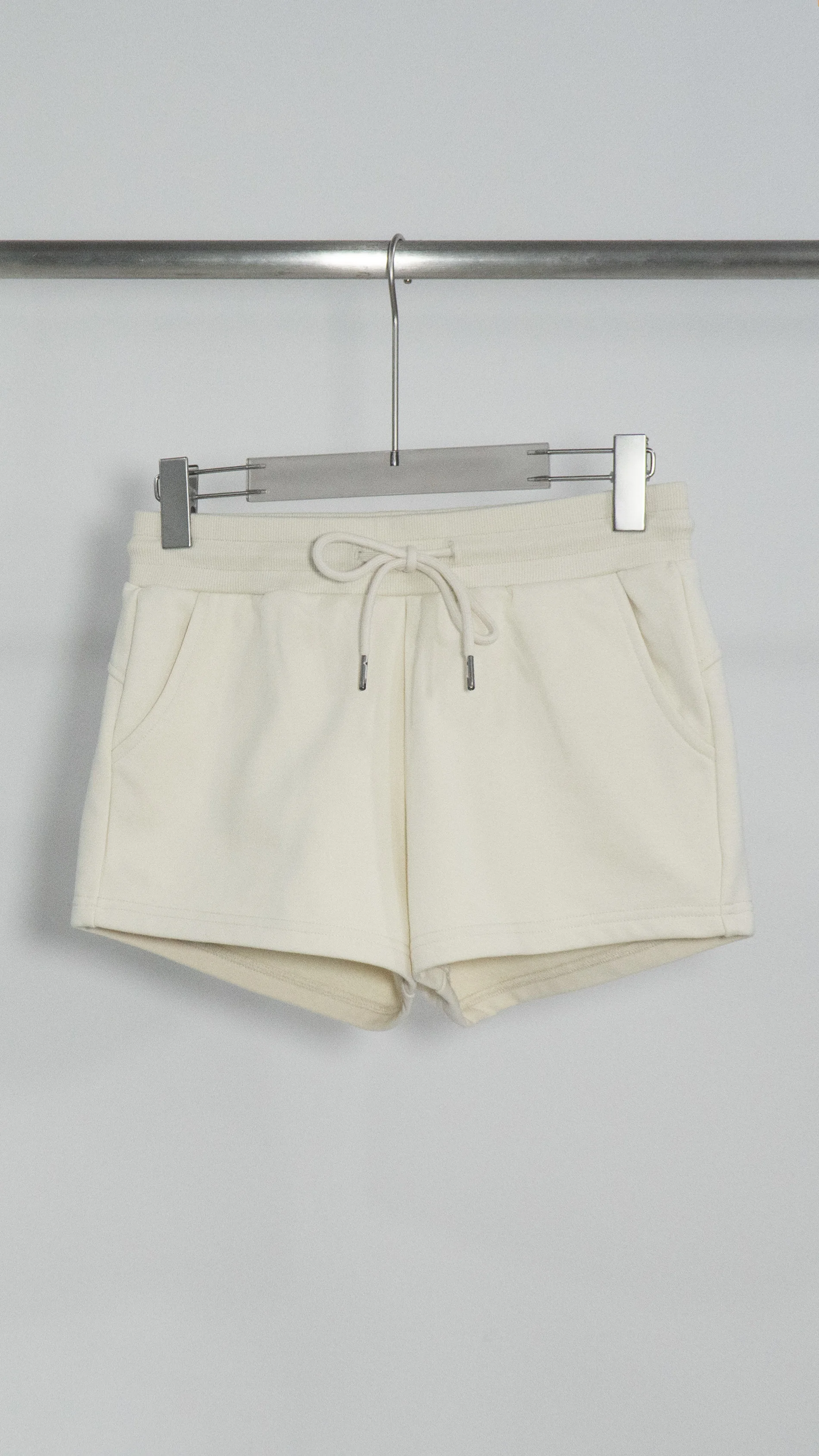 Two Piece Set Women's Casual Shorts and Cropped T-shirt thumbnail